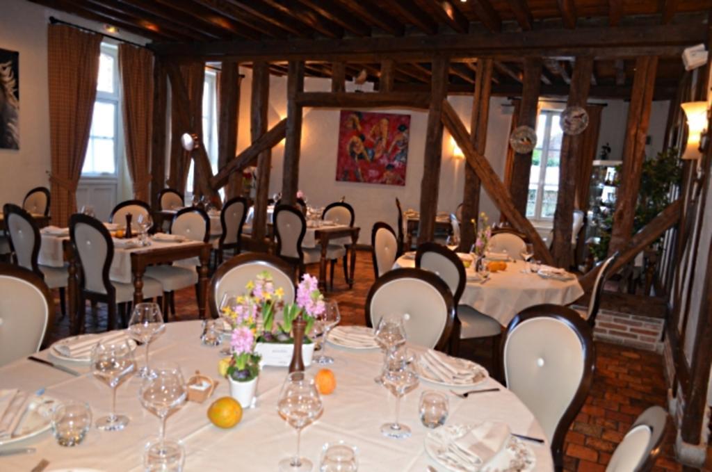 Hotel Du Cheval Blanc 3*